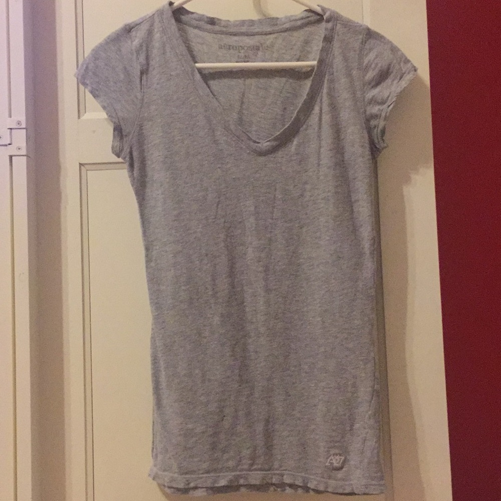 Aeropostale gray v-neck short sleeve t-shirt